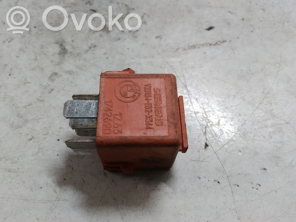 BMW 3 E46 Other relay 