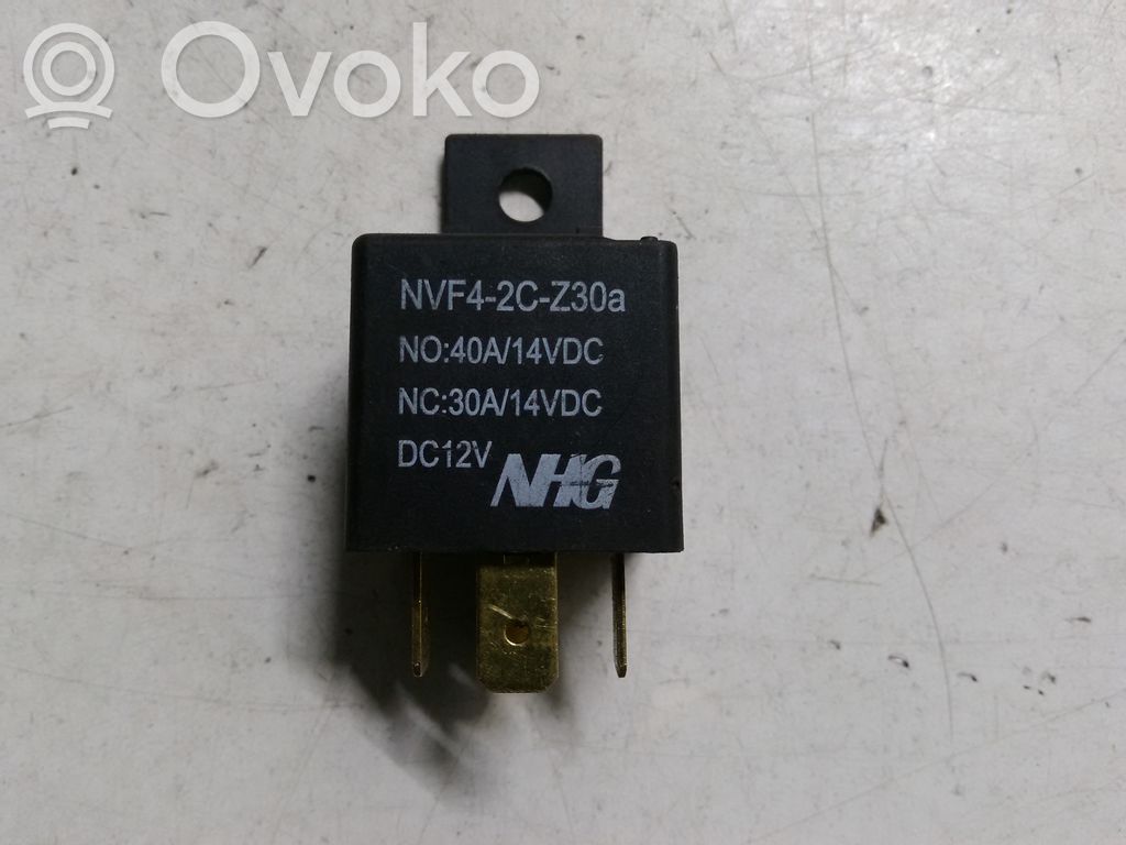 Mitsubishi Carisma Otros relés 