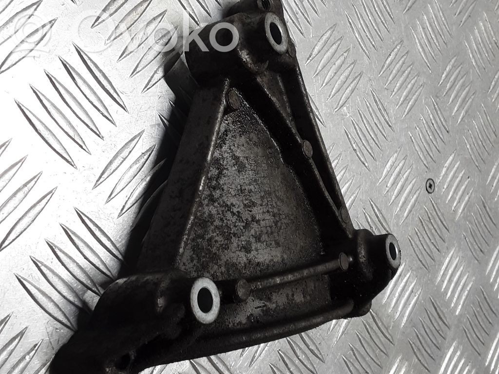 Audi A6 S6 C6 4F A/C compressor mount bracket 