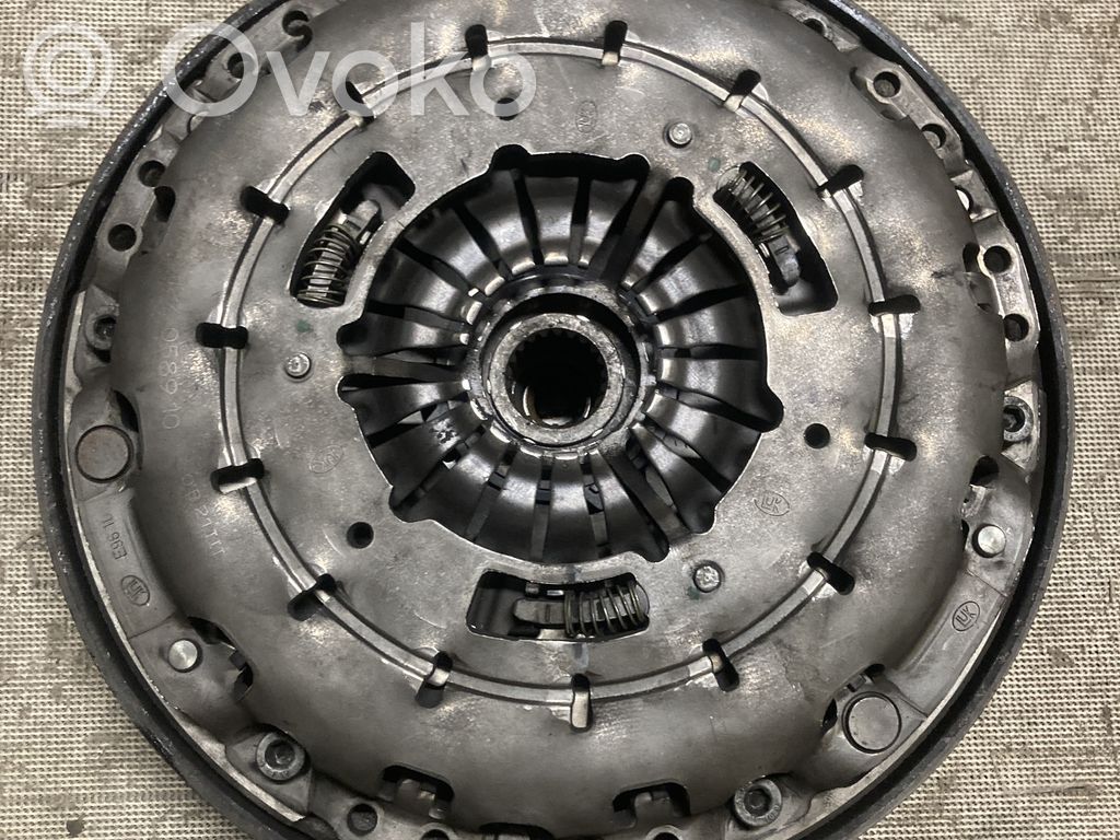 BMW 1 F20 F21 Sankabos komplektas 