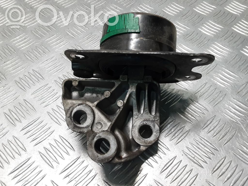 Chevrolet Captiva Gearbox mount 