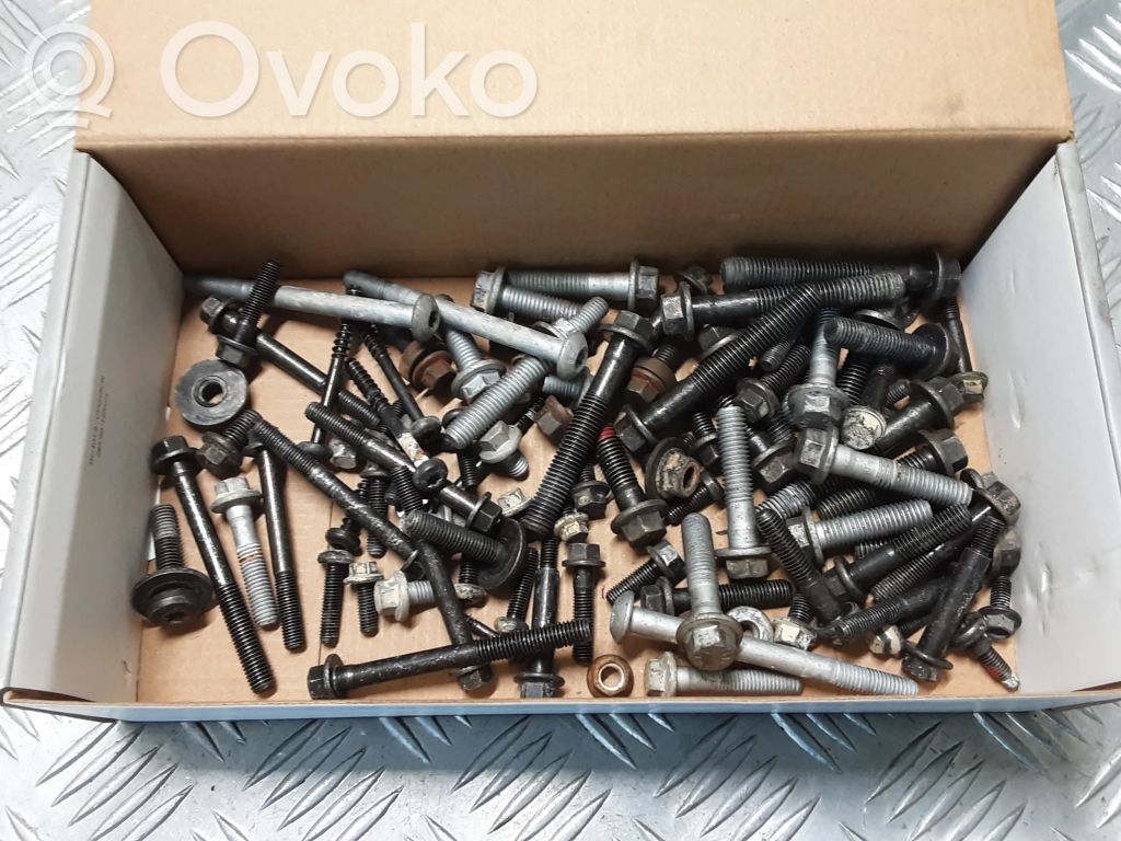 Volvo V40 Nuts/bolts 