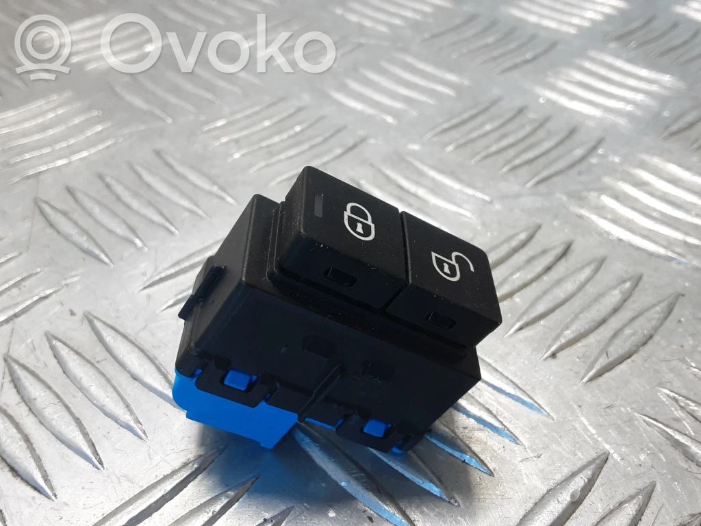 Land Rover Range Rover Sport L494 Central locking switch button 