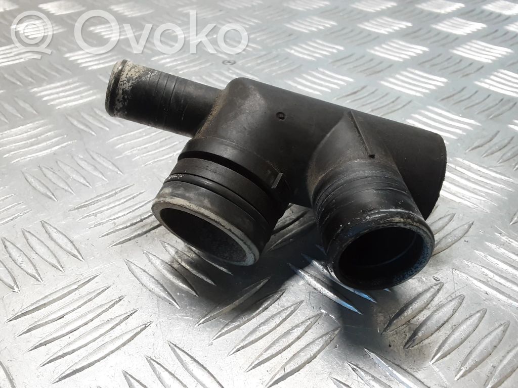 Jaguar XE Engine coolant pipe/hose 