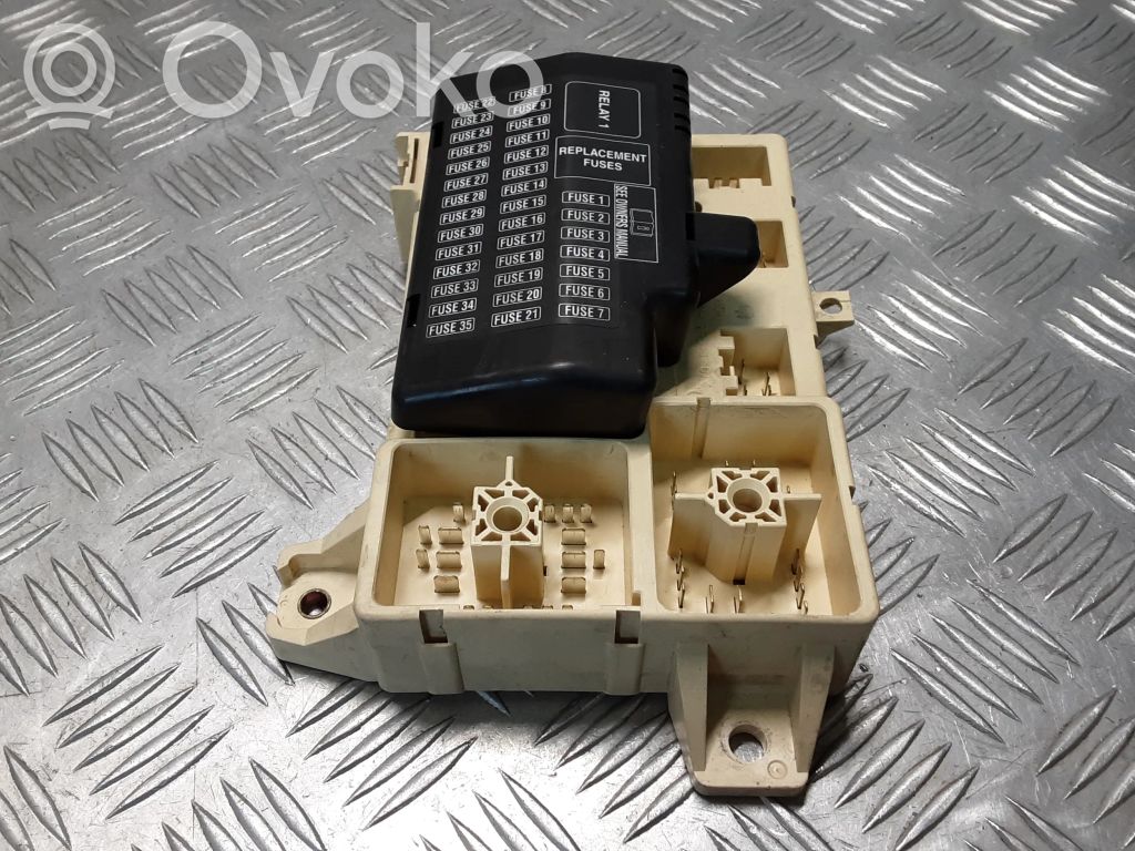Sulakemoduuli   XR8T14A067BA