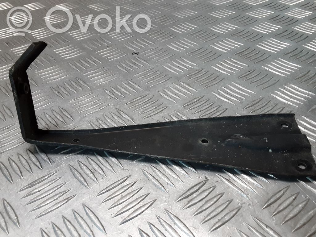 Front bumper mounting bracket   AB3917754AC