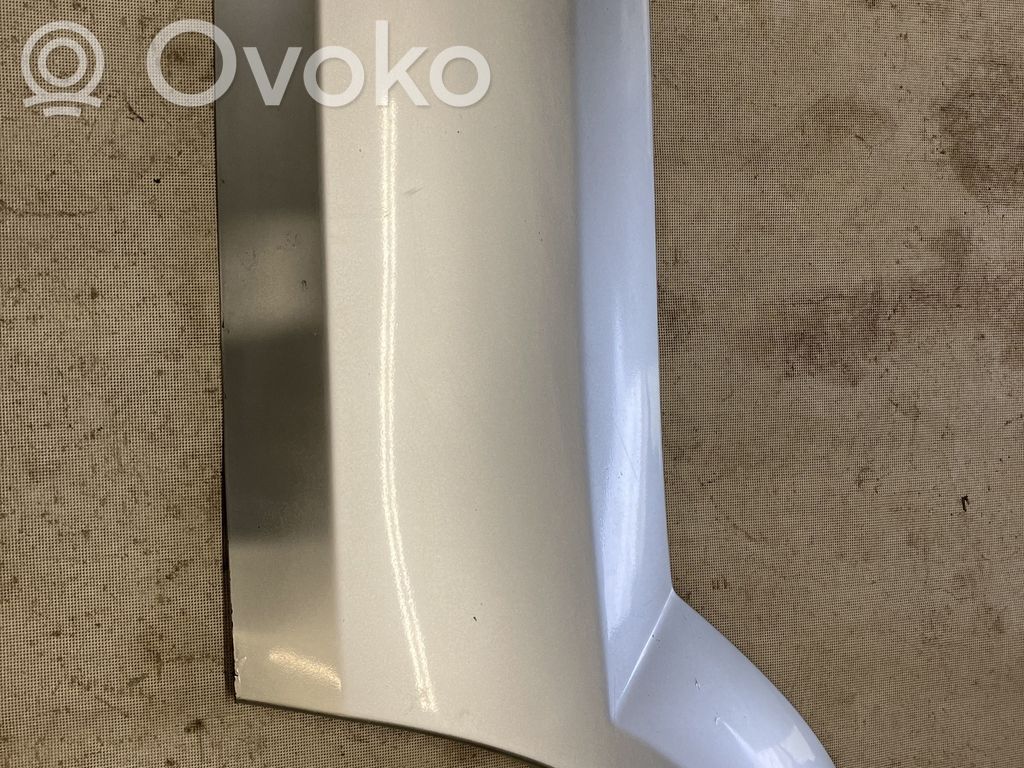 Listwa tylnego błotnika   7574260200