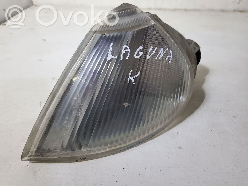 Renault Laguna I Front indicator light 