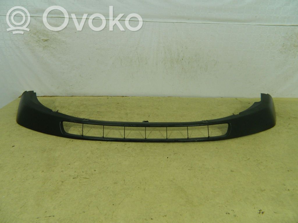 Ford Focus Front bumper lip 