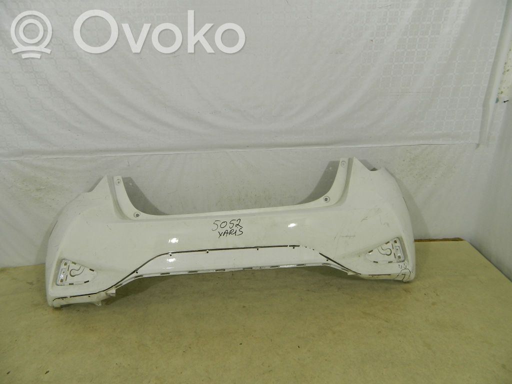 Toyota Yaris Бампер 