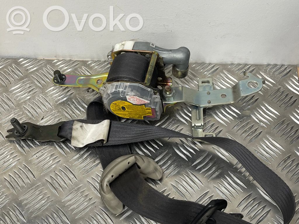 Subaru Legacy Cinturón delantero 