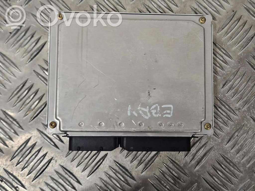 Volkswagen PASSAT B5.5 Engine control unit/module 