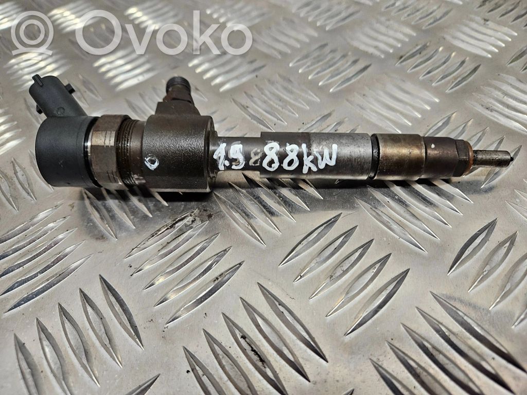 Opel Vectra C Fuel injector 