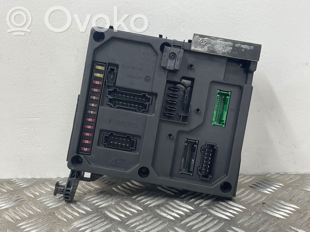 Fuse module   7M0971882A