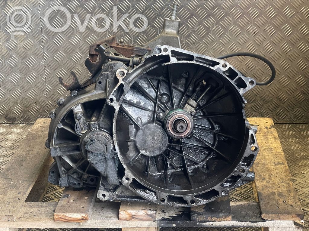 Manual 5 speed gearbox   N5LUA