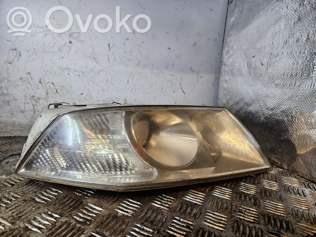 Skoda Octavia Mk2 (1Z) Lampa przednia 