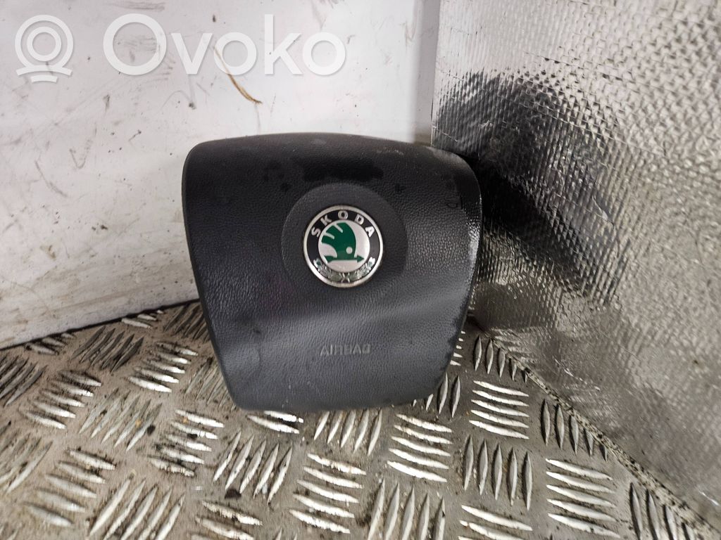 Skoda Octavia Mk2 (1Z) Poduszka powietrzna Airbag kierownicy 