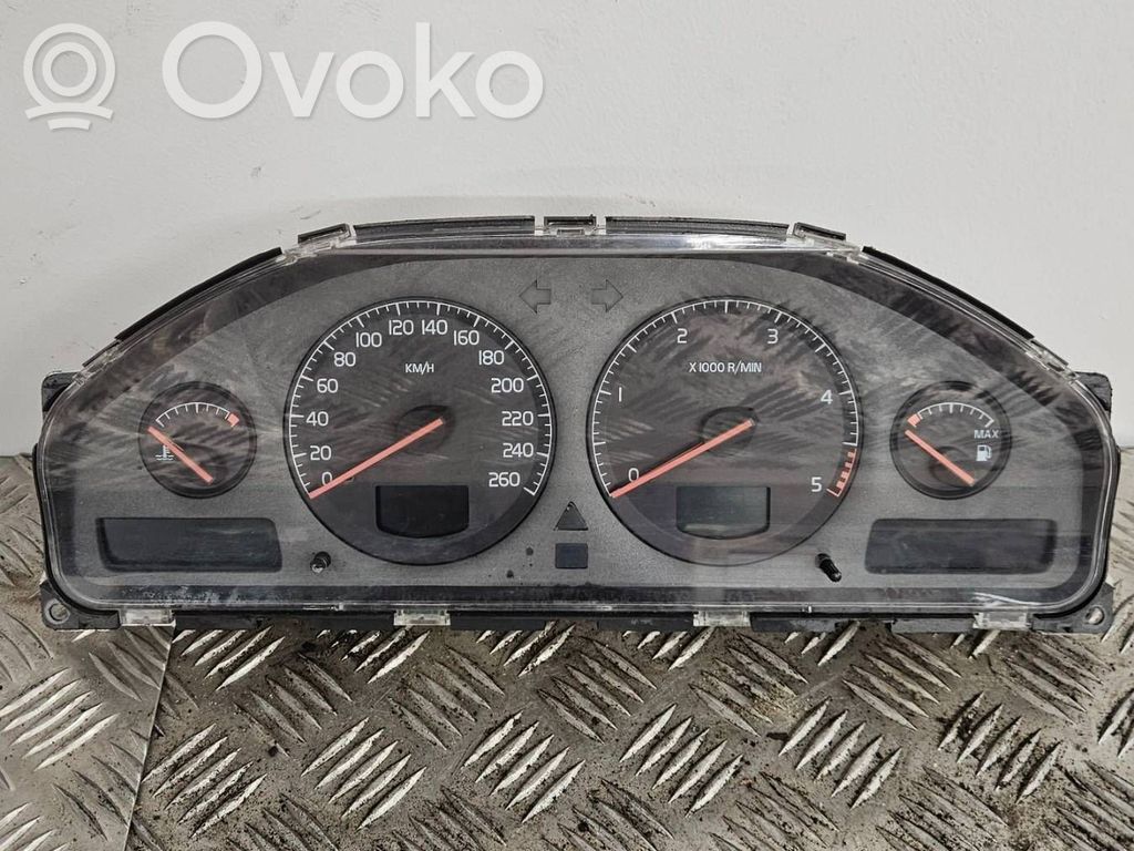 Volvo S80 Speedometer (instrument cluster) 