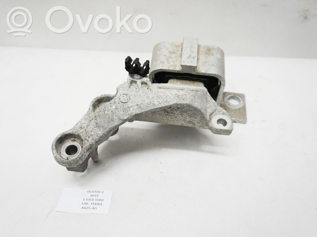 Dacia Duster II Engine mount vacuum valve 