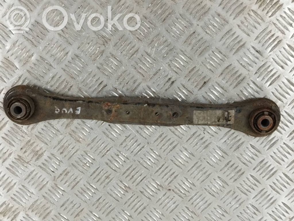 Rear control arm