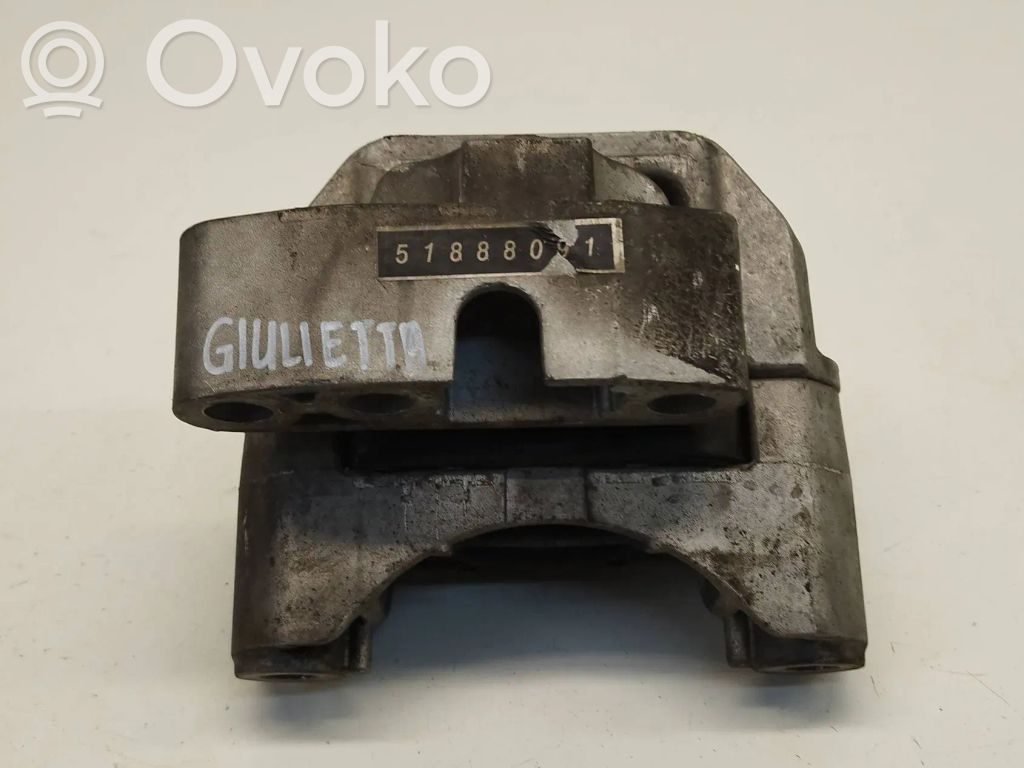 Engine mount bracket   51888091