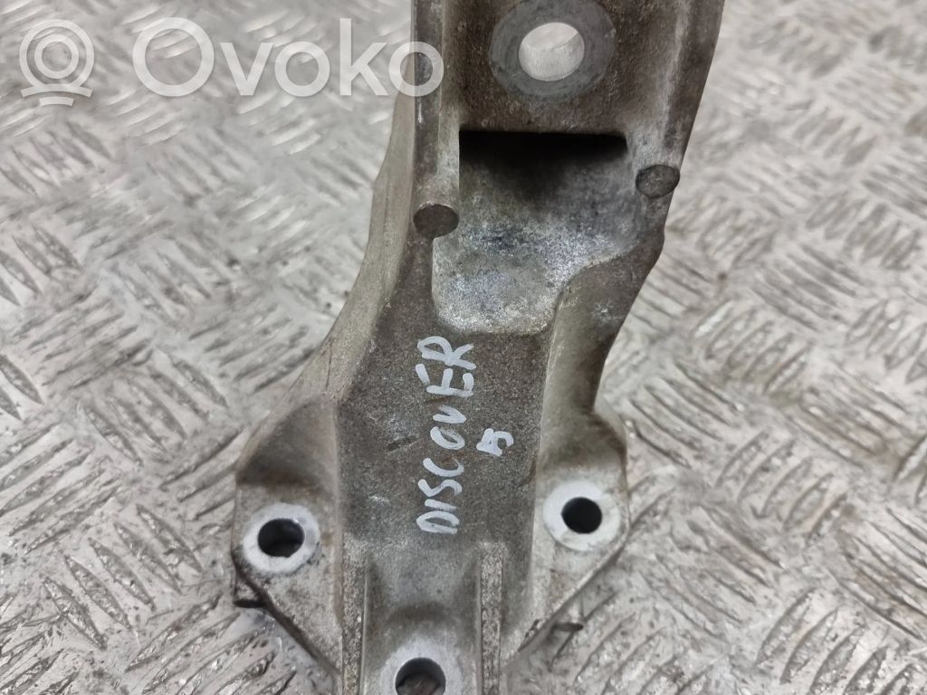 Land Rover Discovery 5 Engine mounting bracket 
