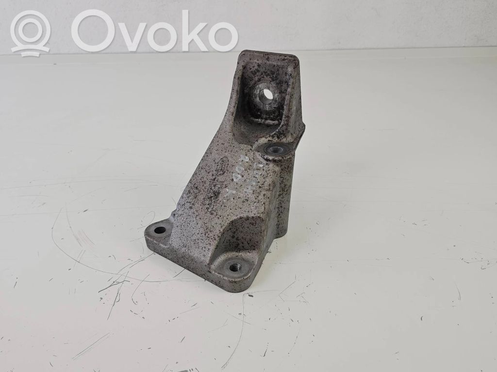 Land Rover Range Rover Sport L494 Engine mounting bracket 