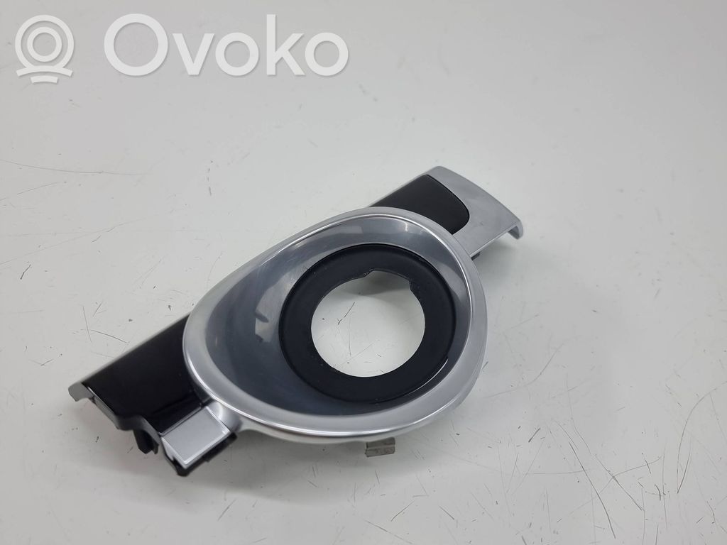Porsche Cayenne (92A) Dashboard glove box trim 