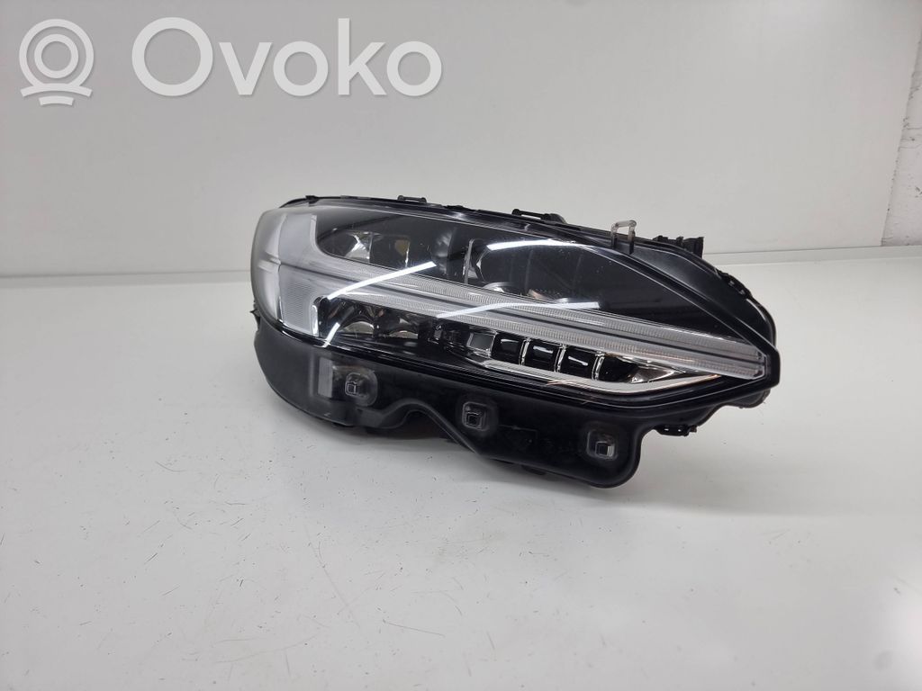 Volvo S90, V90 Faro/fanale 