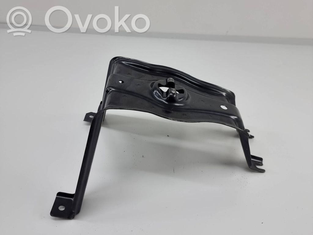 Audi A4 S4 B9 Spare wheel mounting bracket 