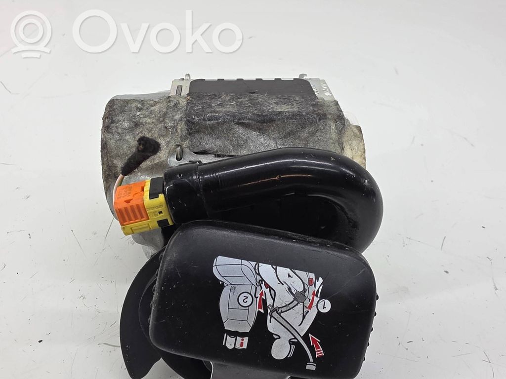 Saugos diržas trečios eilės   4M0857737