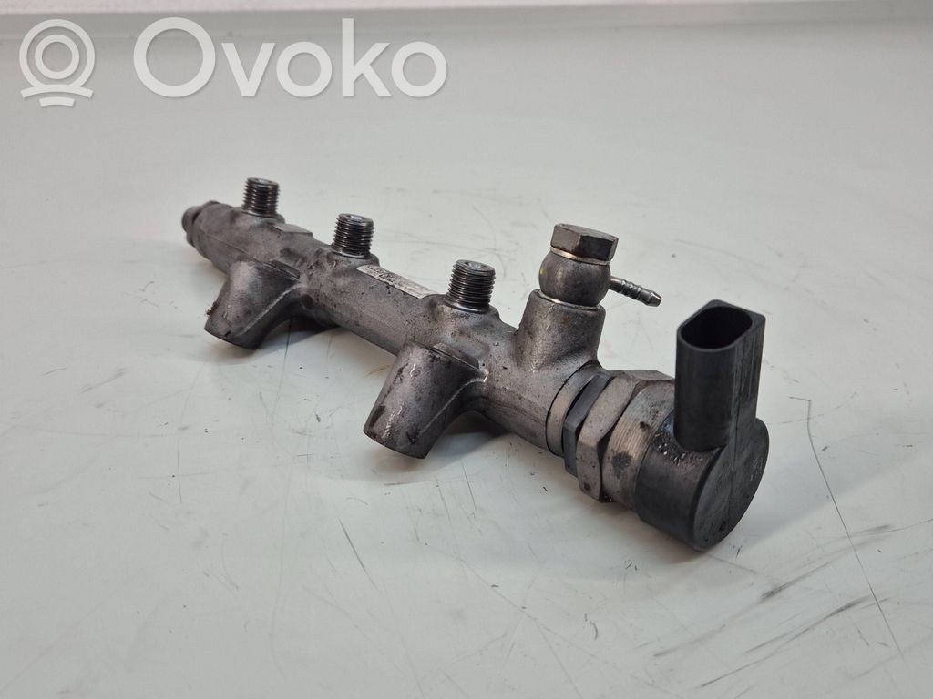 Audi A7 S7 4G Fuel main line pipe 