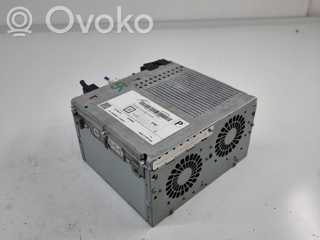 Radio / CD-Player / DVD-Player / Navigation   J9D319C211PD