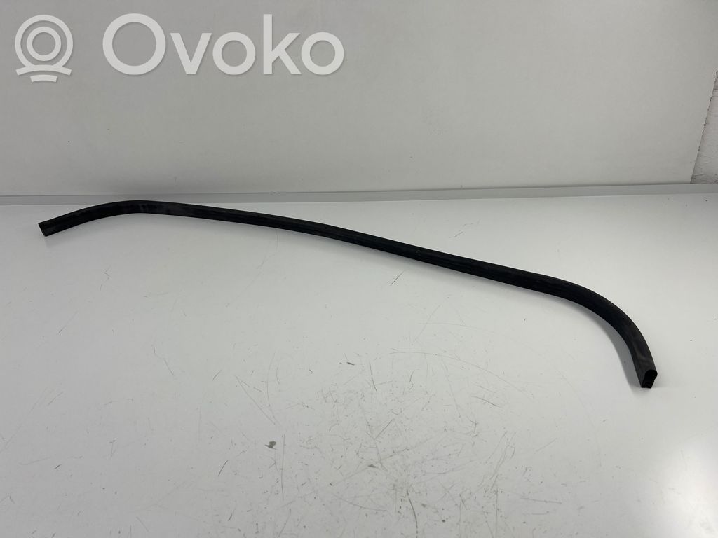 Volkswagen Taigo Engine compartment rubber 