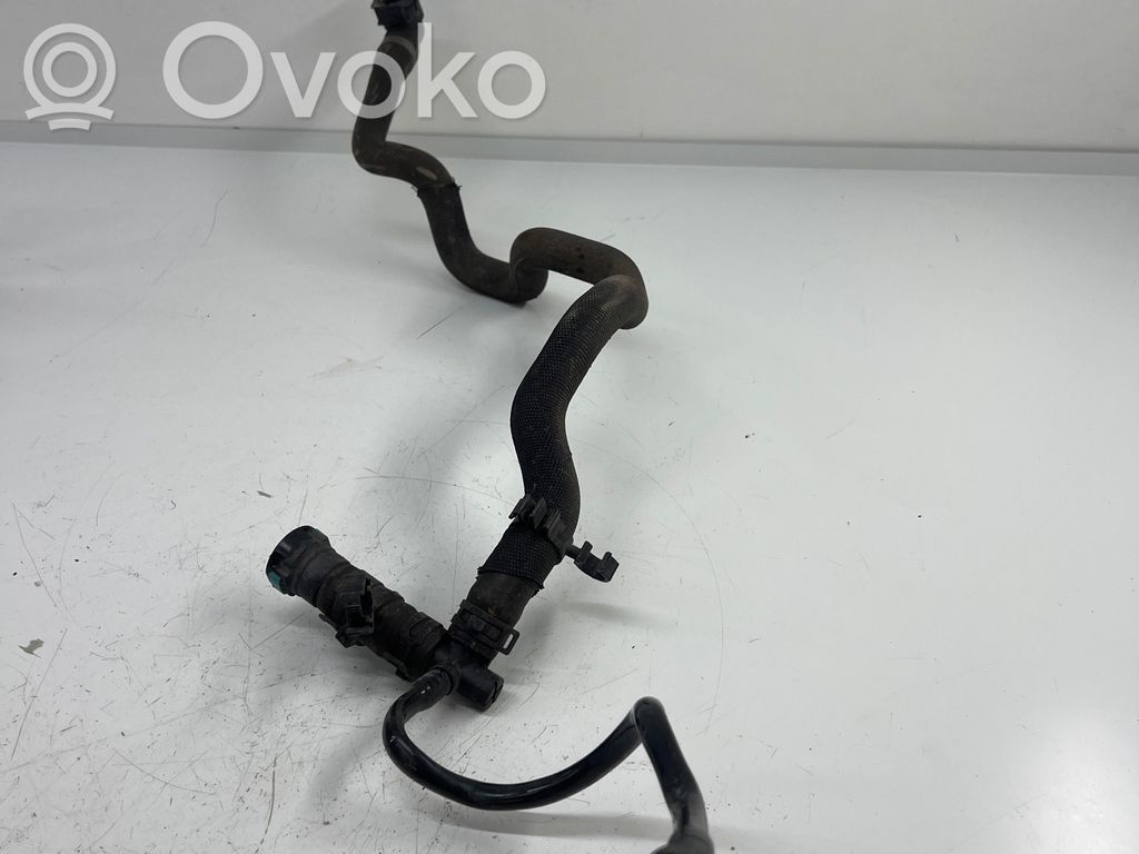 Land Rover Discovery 5 Conductă/furtun lichid de răcire motor 