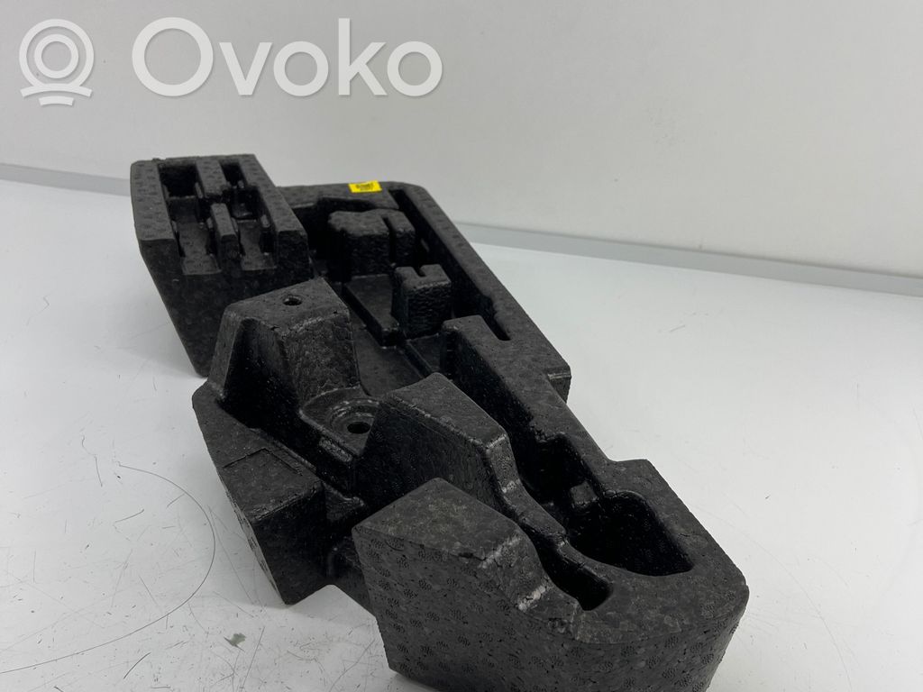 KIA Sorento Caja de herramientas 