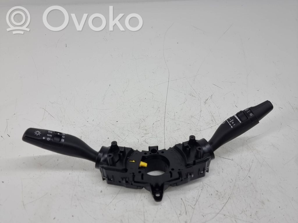 KIA Sorento Wiper turn signal indicator stalk/switch 