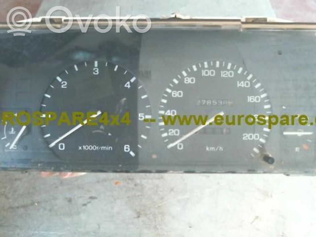 Land Rover Discovery Licznik / Prędkościomierz 