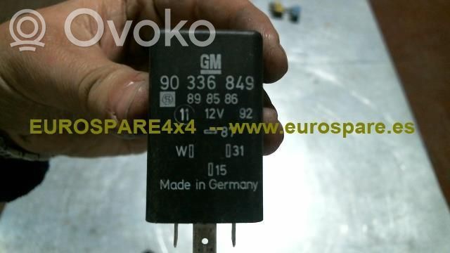 Opel Frontera B Fuse module 