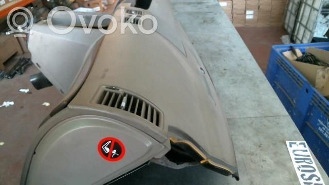 Volvo XC90 Панель 
