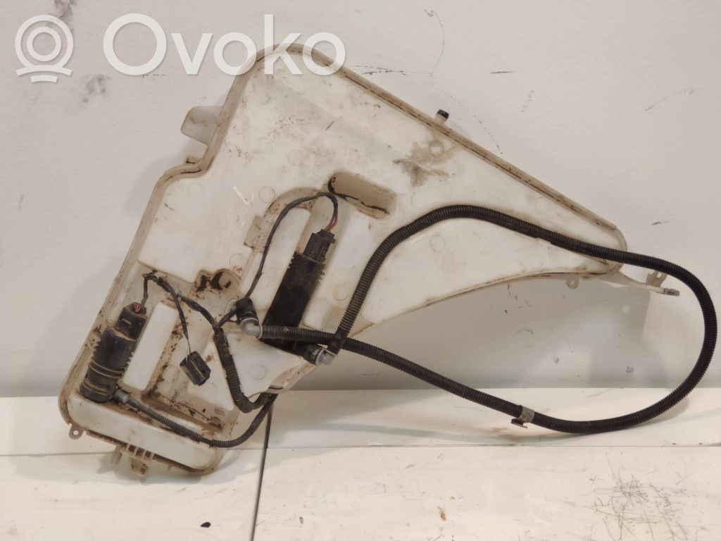 BMW 2 F22 F23 Zbiornik płynu do spryskiwaczy szyby przedniej / czołowej 