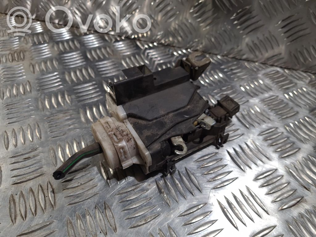 Audi 100 S4 C4 Etuoven lukko 