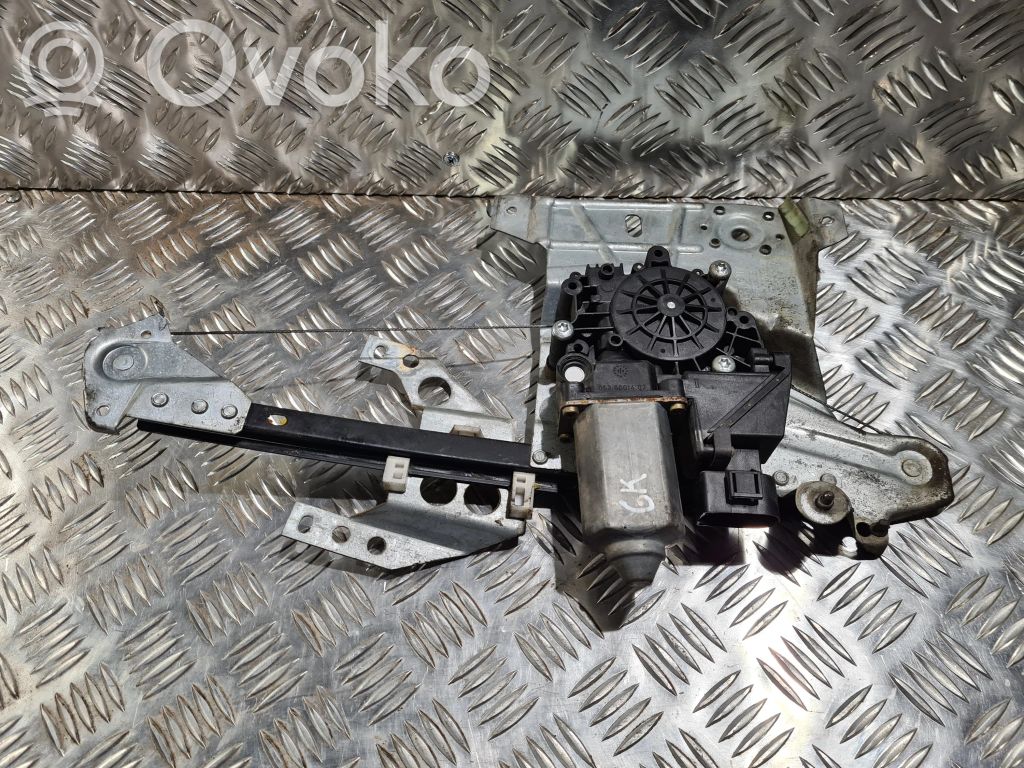 Audi A4 S4 B5 8D Elektryczny podnośnik szyby drzwi tylnych 