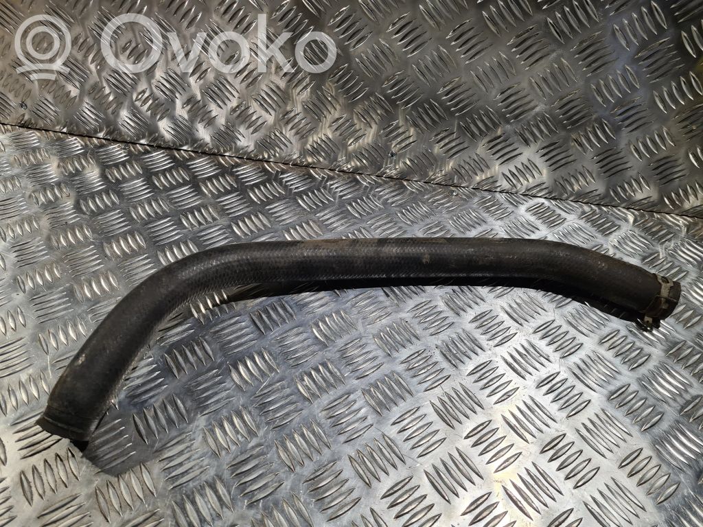 Engine coolant pipe/hose