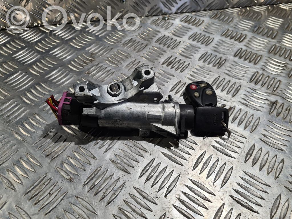 Audi A4 S4 B5 8D Virtalukko 