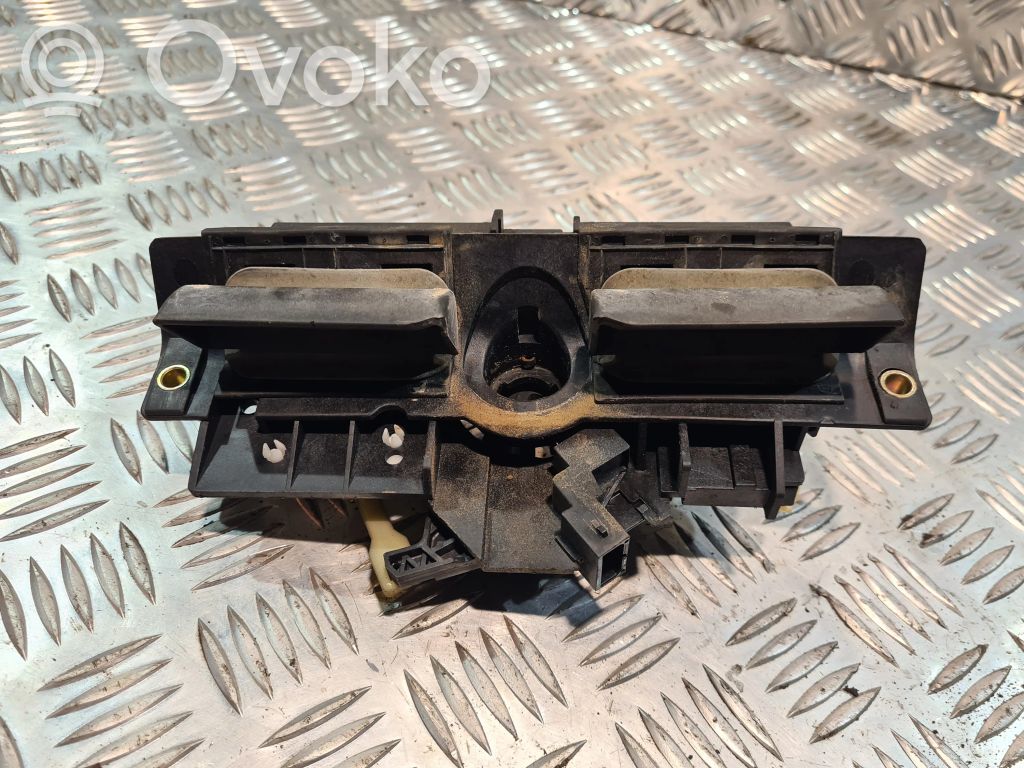 Audi A4 S4 B5 8D Tailgate/trunk/boot exterior handle 