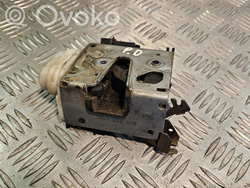 Audi A3 S3 8L Priekšpusē slēdzene 