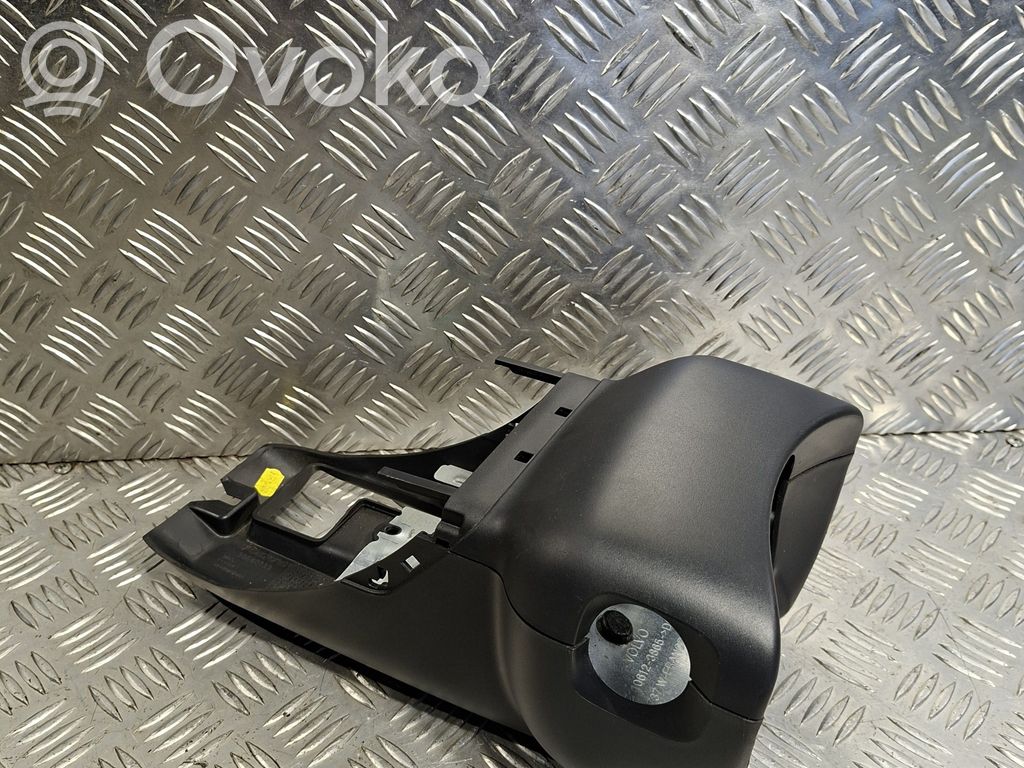 Volvo C30 Vairo ašies apdaila 