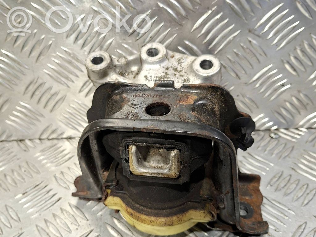 Citroen DS3 Engine mount bracket 