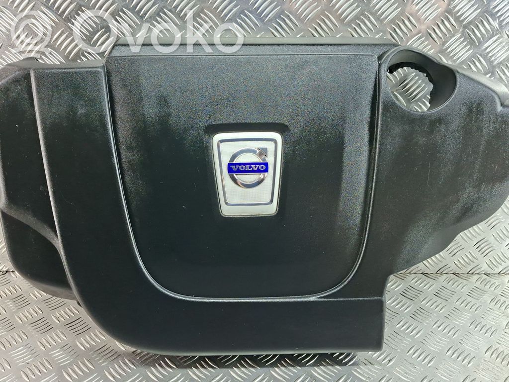 Volvo XC60 Engine cover (trim) 